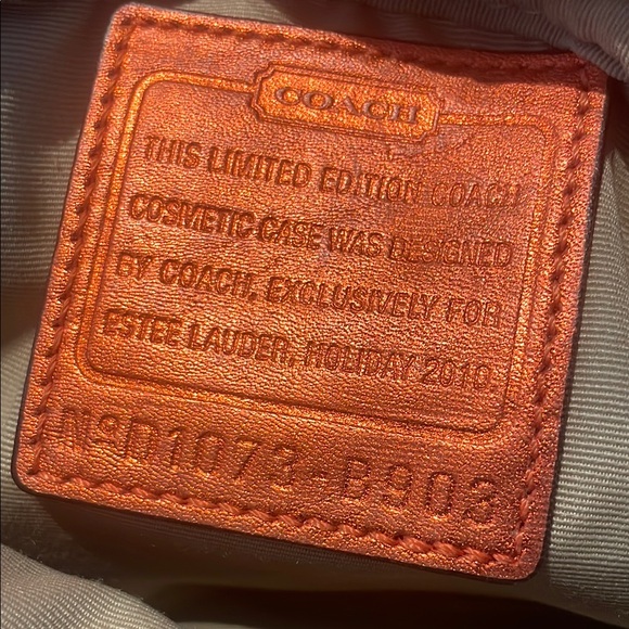 GUC Coach Cosmetic pouch x ESTE LAUDER 2010 - Picture 2 of 13